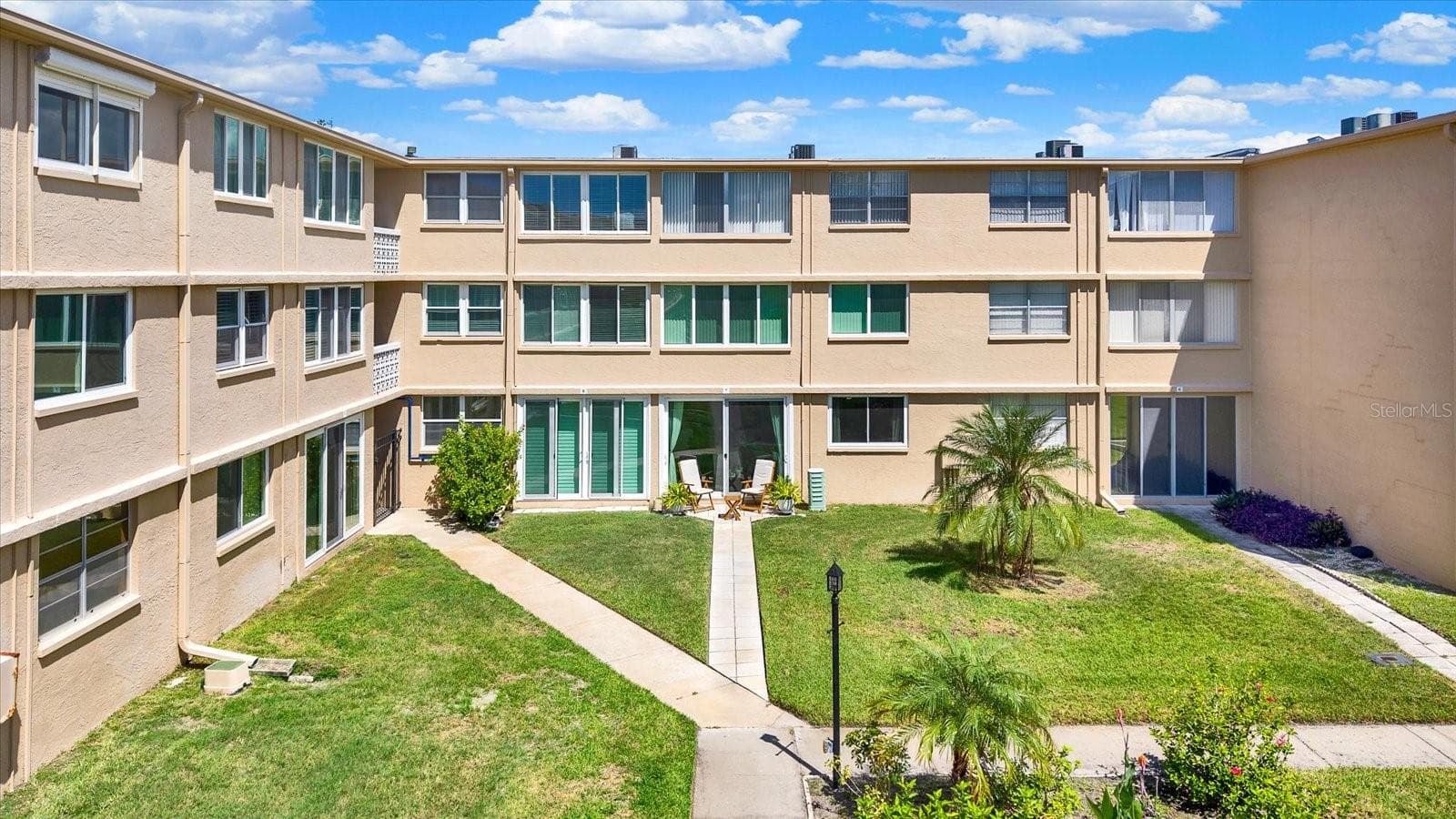 Condominium at 5095 BAY ST NE #107, ST PETERSBURG, photo 4 of 46