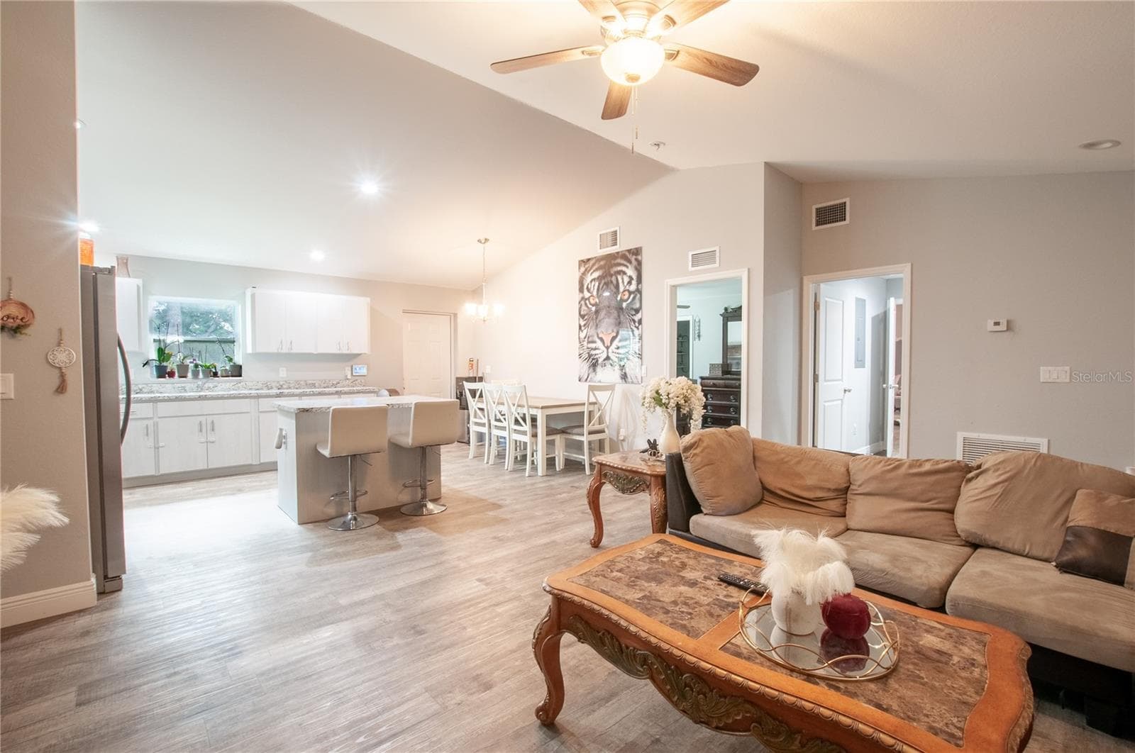 Single Family Residence at 2422 SW ALICE AVE, ARCADIA, photo 7 of 21