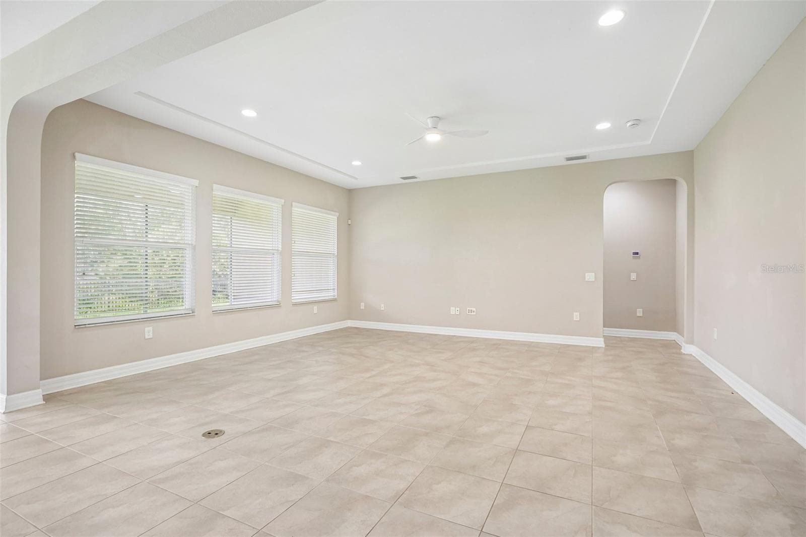 Single Family Residence at 2589 GWYNHURST BLVD, WESLEY CHAPEL, photo 4 of 39