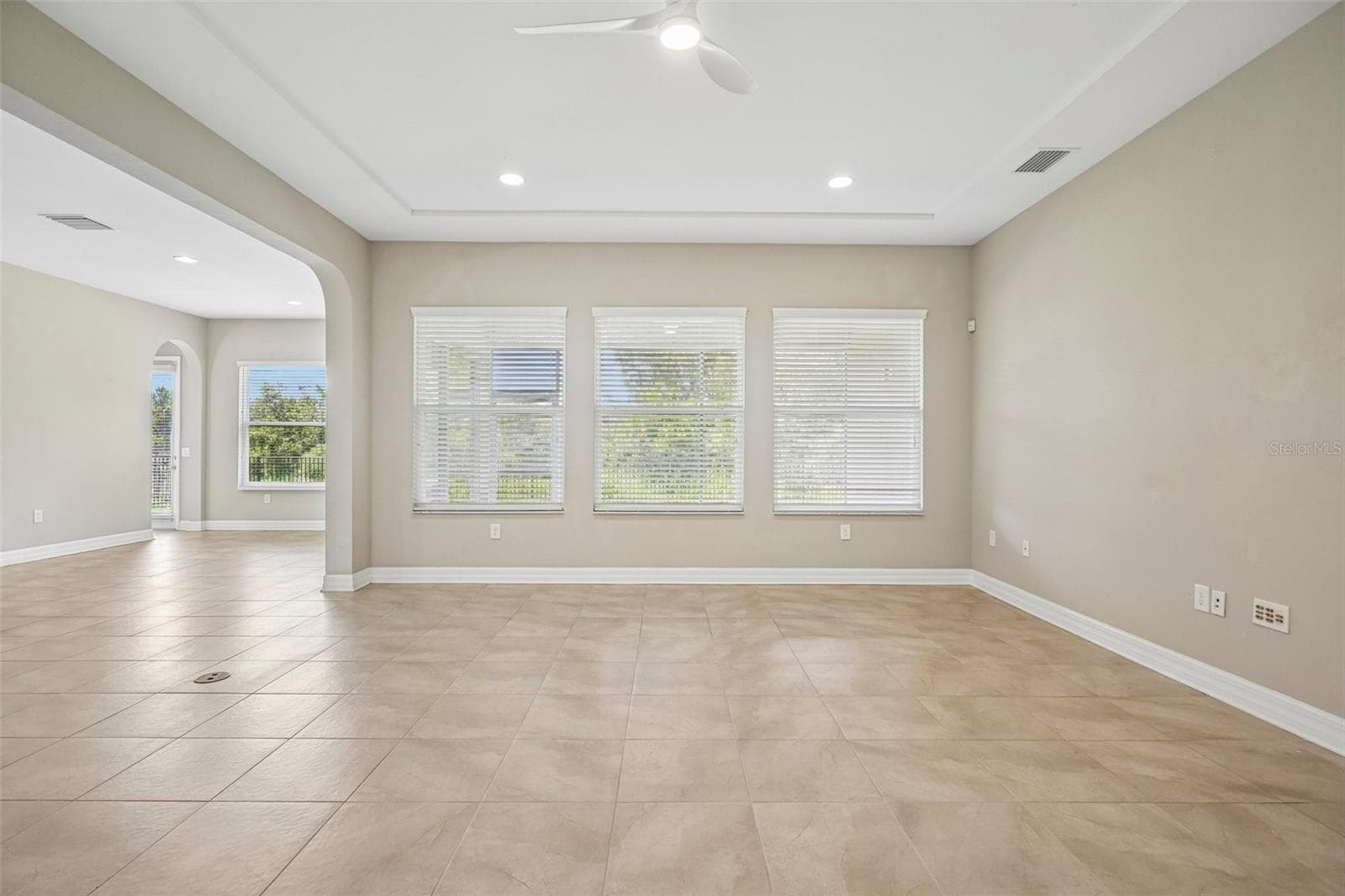 Single Family Residence at 2589 GWYNHURST BLVD, WESLEY CHAPEL, photo 5 of 39