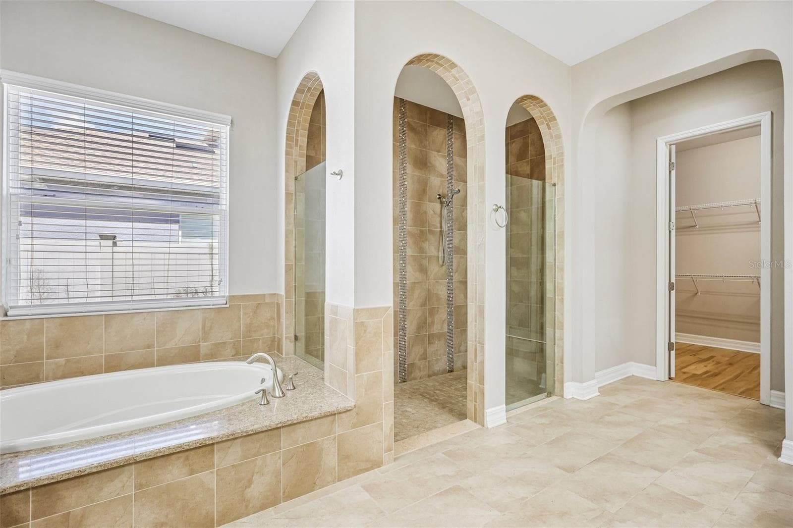Single Family Residence at 2589 GWYNHURST BLVD, WESLEY CHAPEL, photo 14 of 39