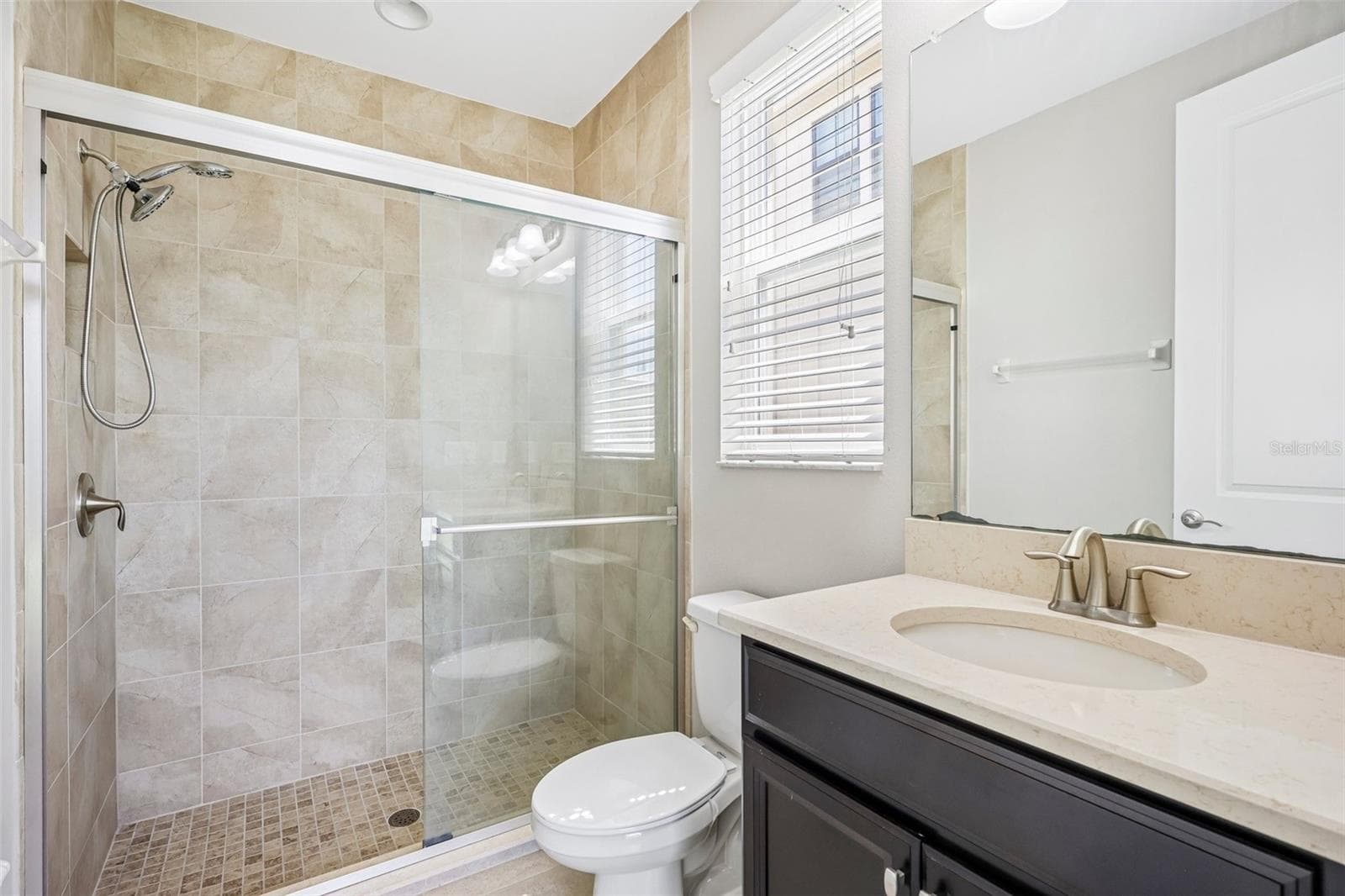 Single Family Residence at 2589 GWYNHURST BLVD, WESLEY CHAPEL, photo 17 of 39