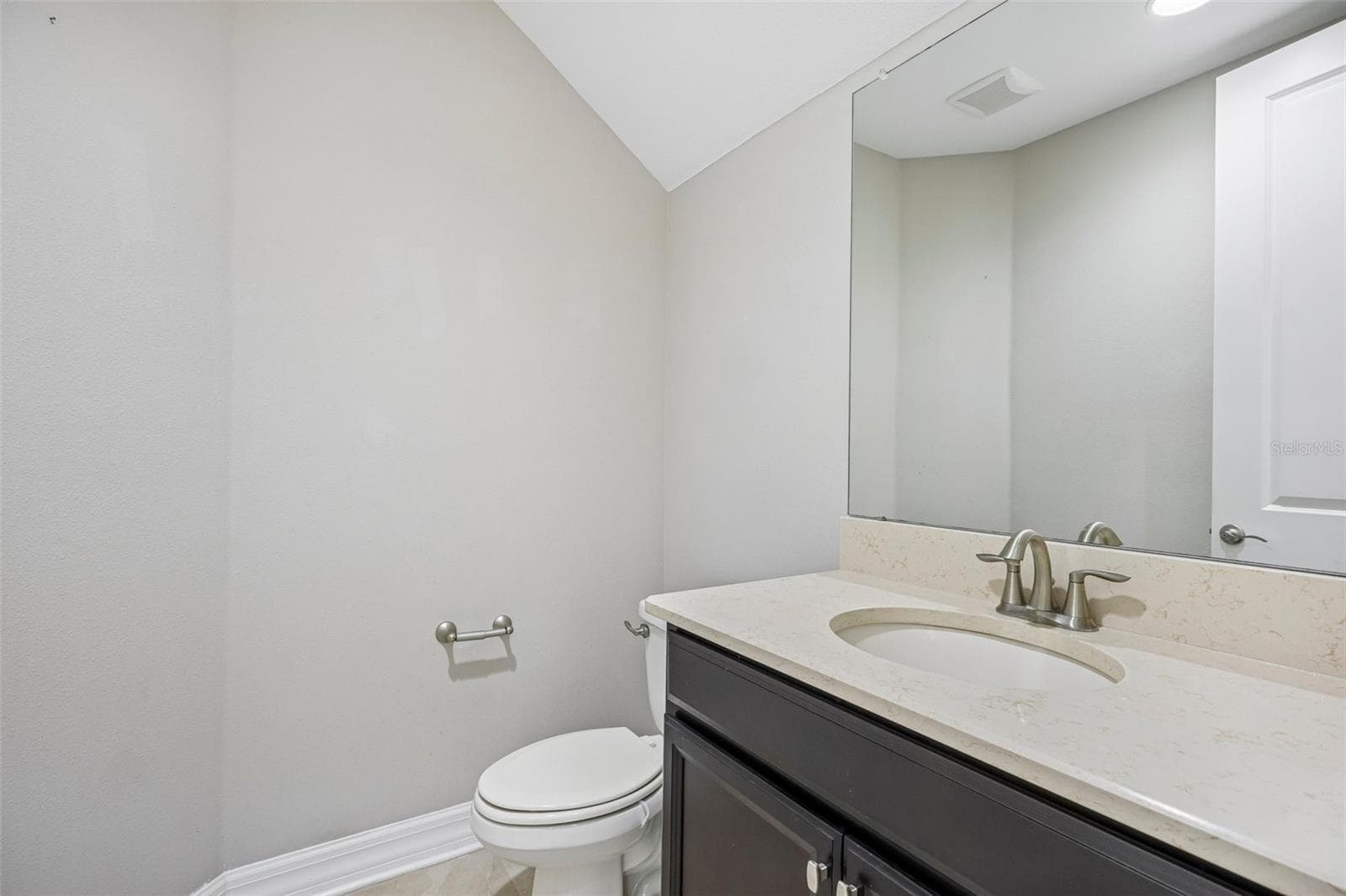 Single Family Residence at 2589 GWYNHURST BLVD, WESLEY CHAPEL, photo 18 of 39