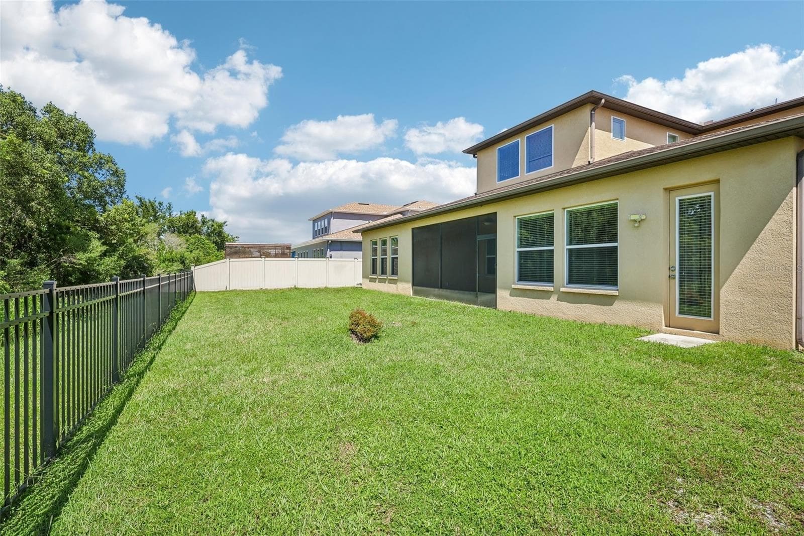 Single Family Residence at 2589 GWYNHURST BLVD, WESLEY CHAPEL, photo 32 of 39