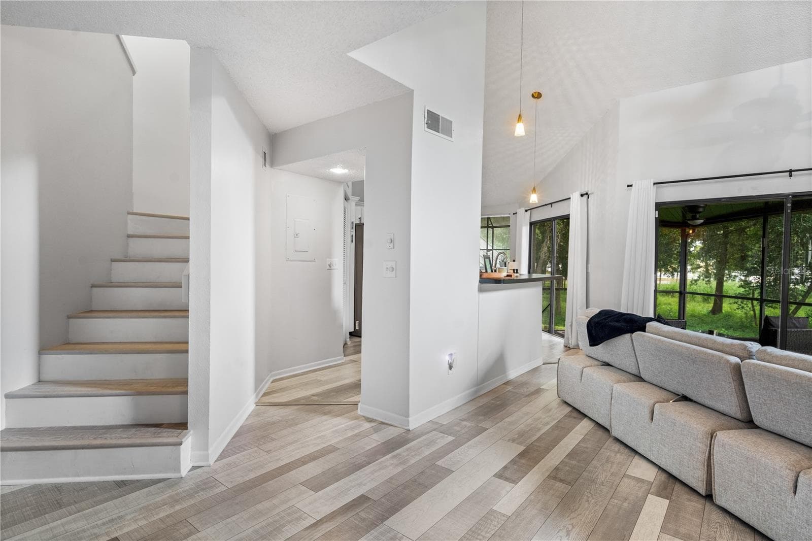 Townhouse at 11732 ROLLING PINE LN, PORT RICHEY, photo 13 of 49