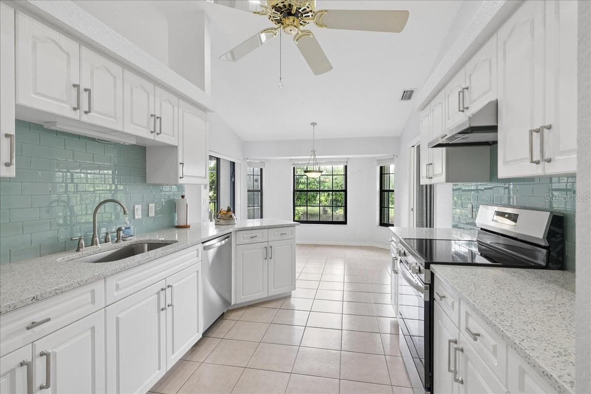 Single Family Residence at 301 YELLOW ELDER, PUNTA GORDA, photo 19 of 47