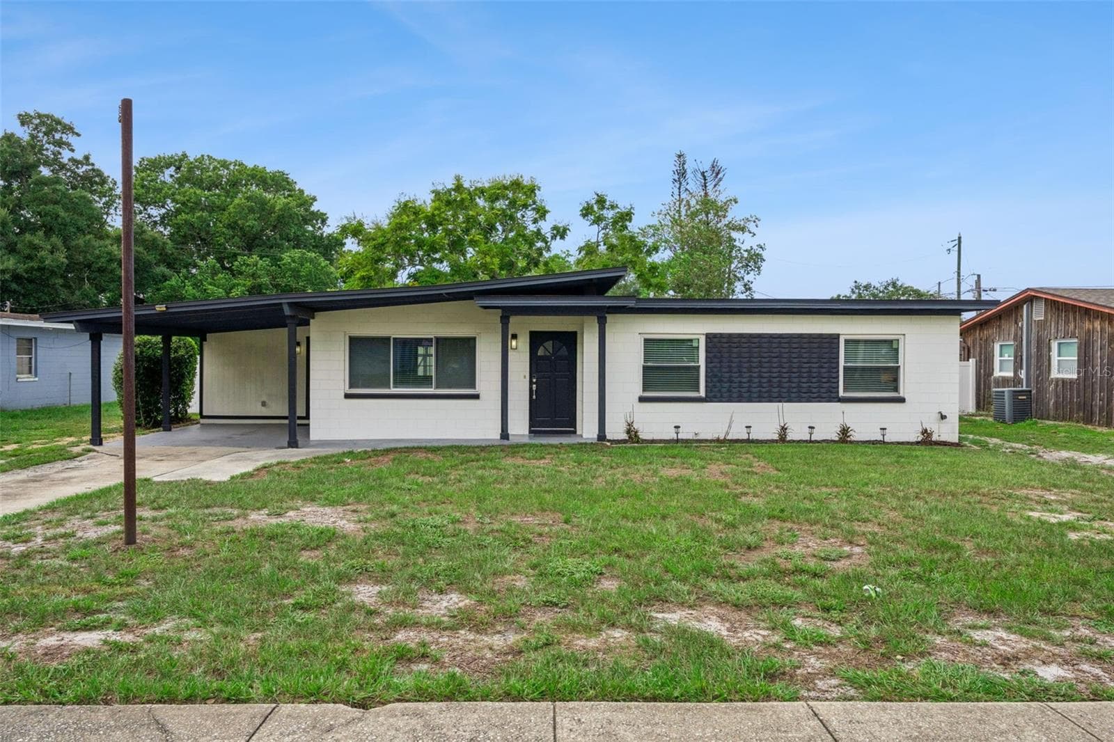 626 ORANGE AVE