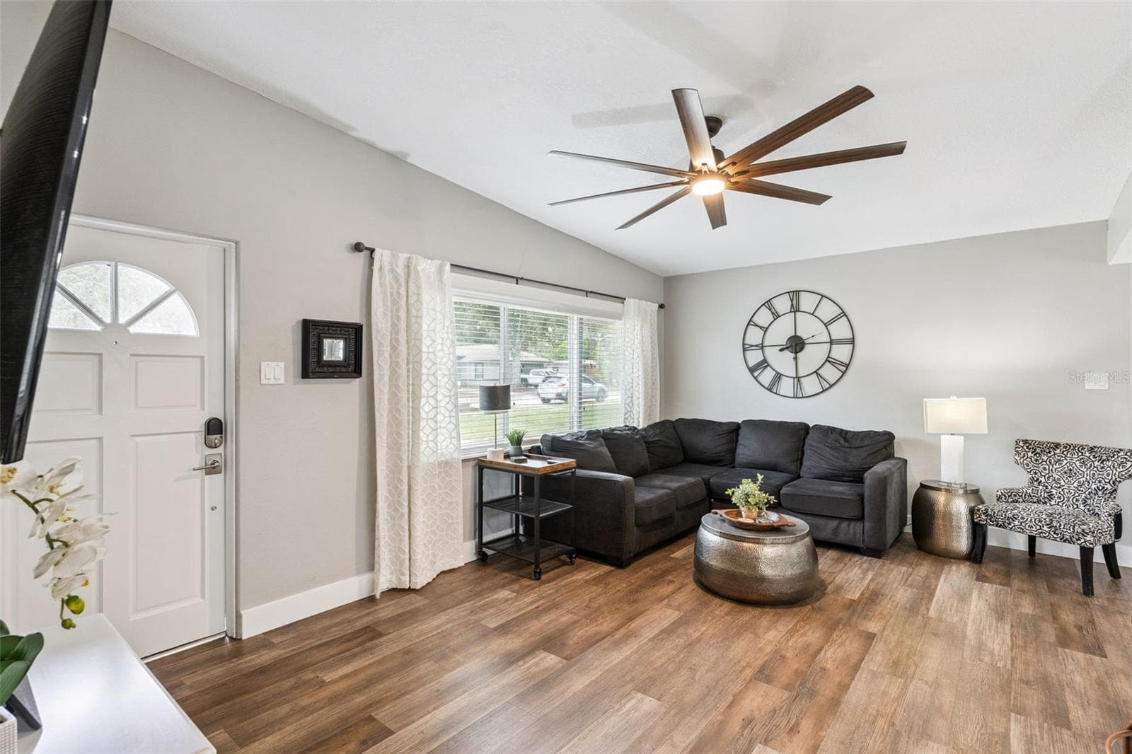 Living Room - 626 ORANGE AVE, OCOEE