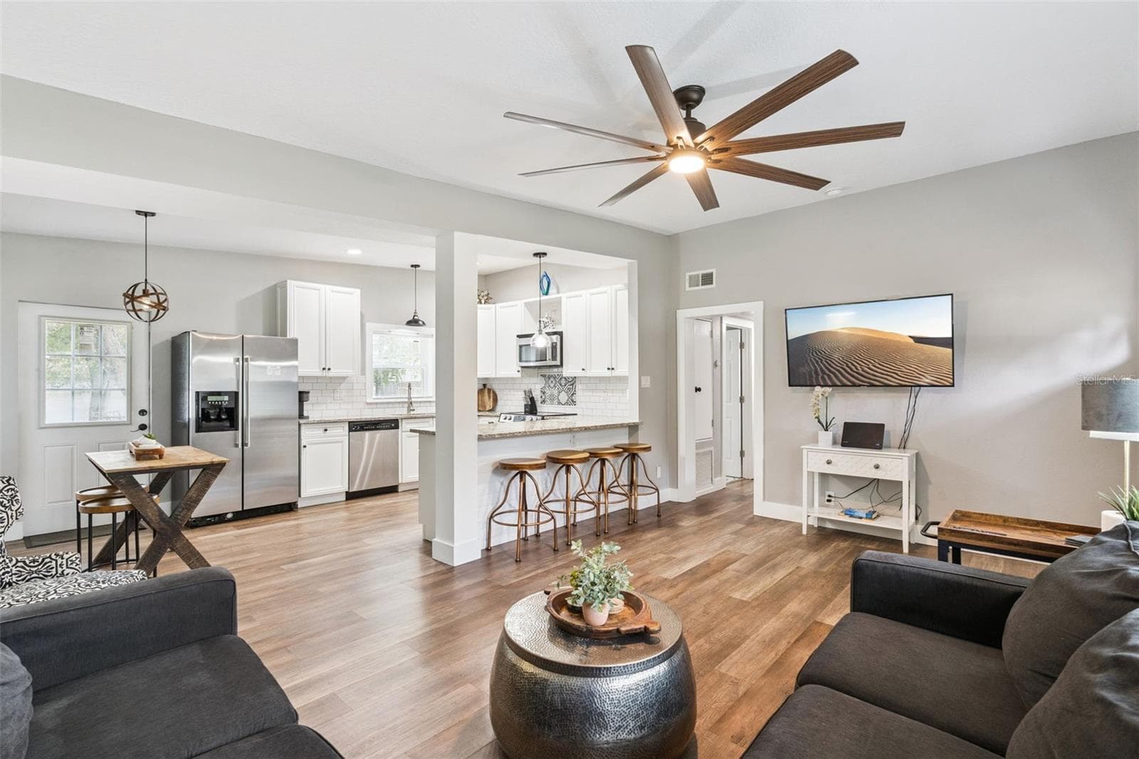 Living Room - 626 ORANGE AVE, OCOEE