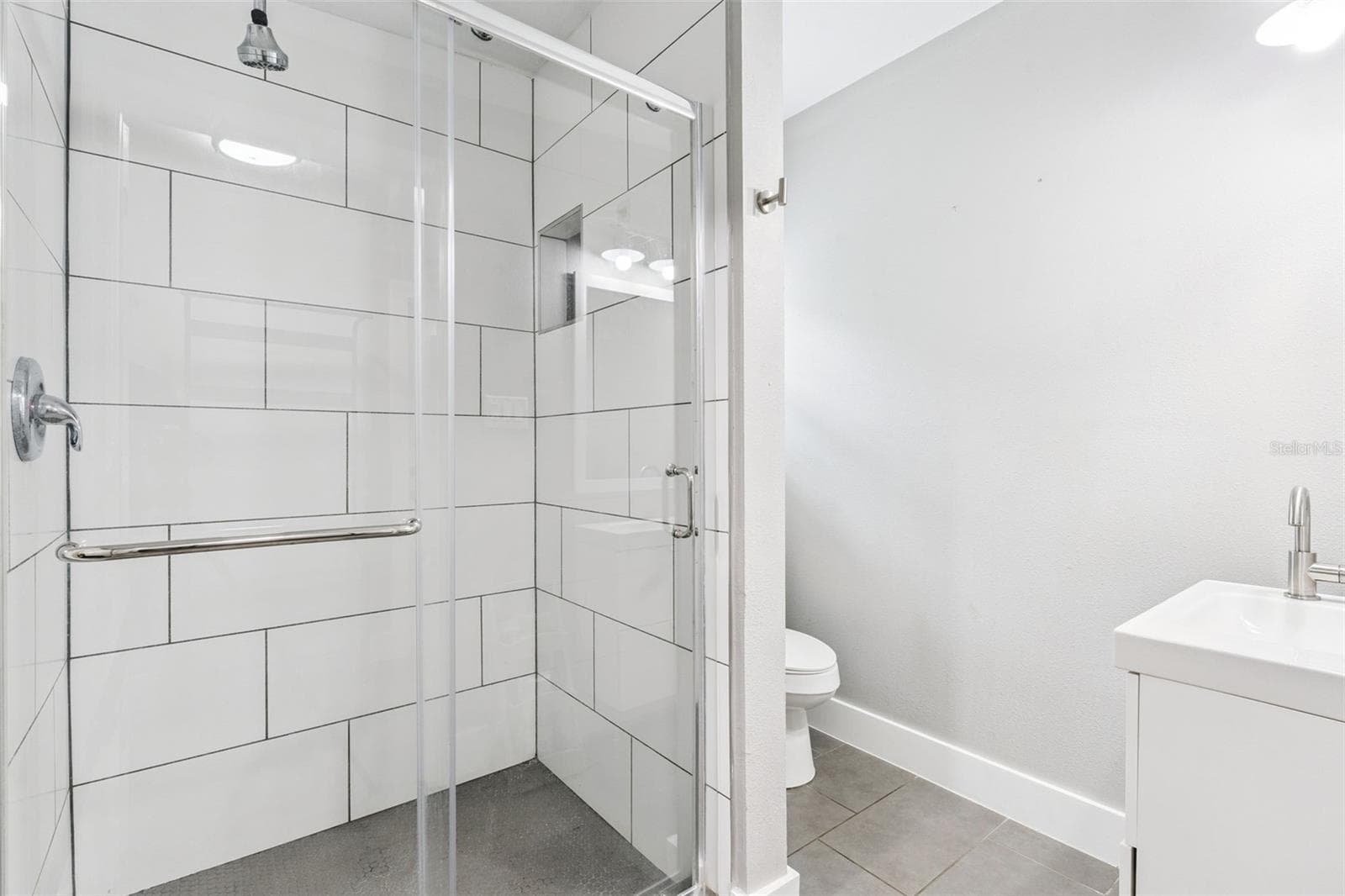 Bathroom 2 - 626 ORANGE AVE, OCOEE