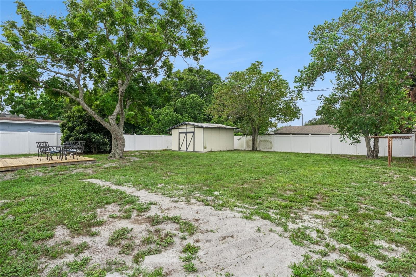 Back Yard - 626 ORANGE AVE, OCOEE