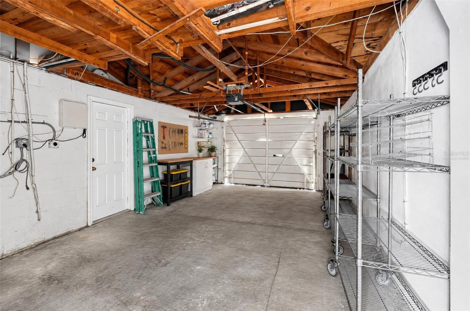 virtually staged - 1300 MAYBURY DR, HOLIDAY