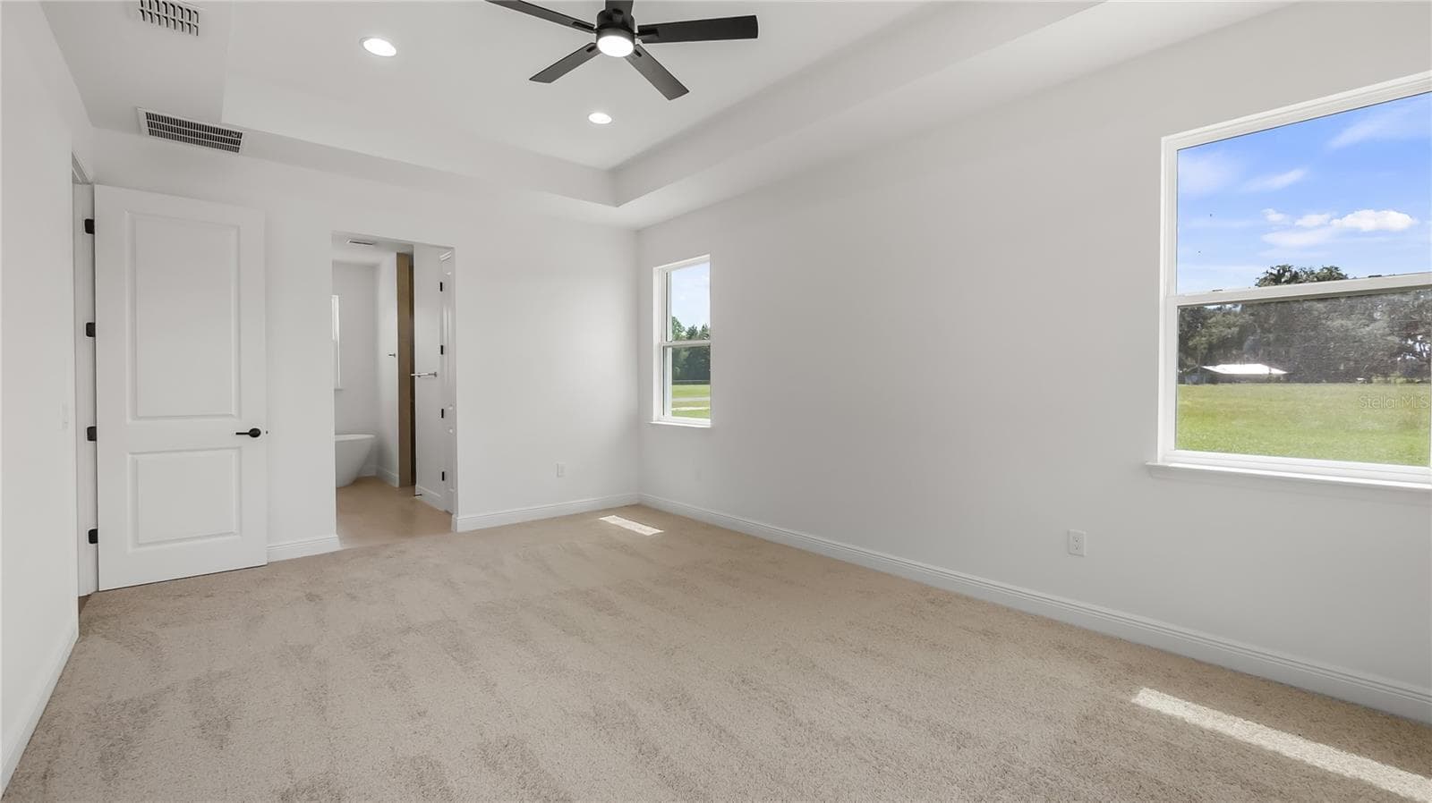 Primary bedroom - 10720 PHILIPS LANDING CT, WEBSTER