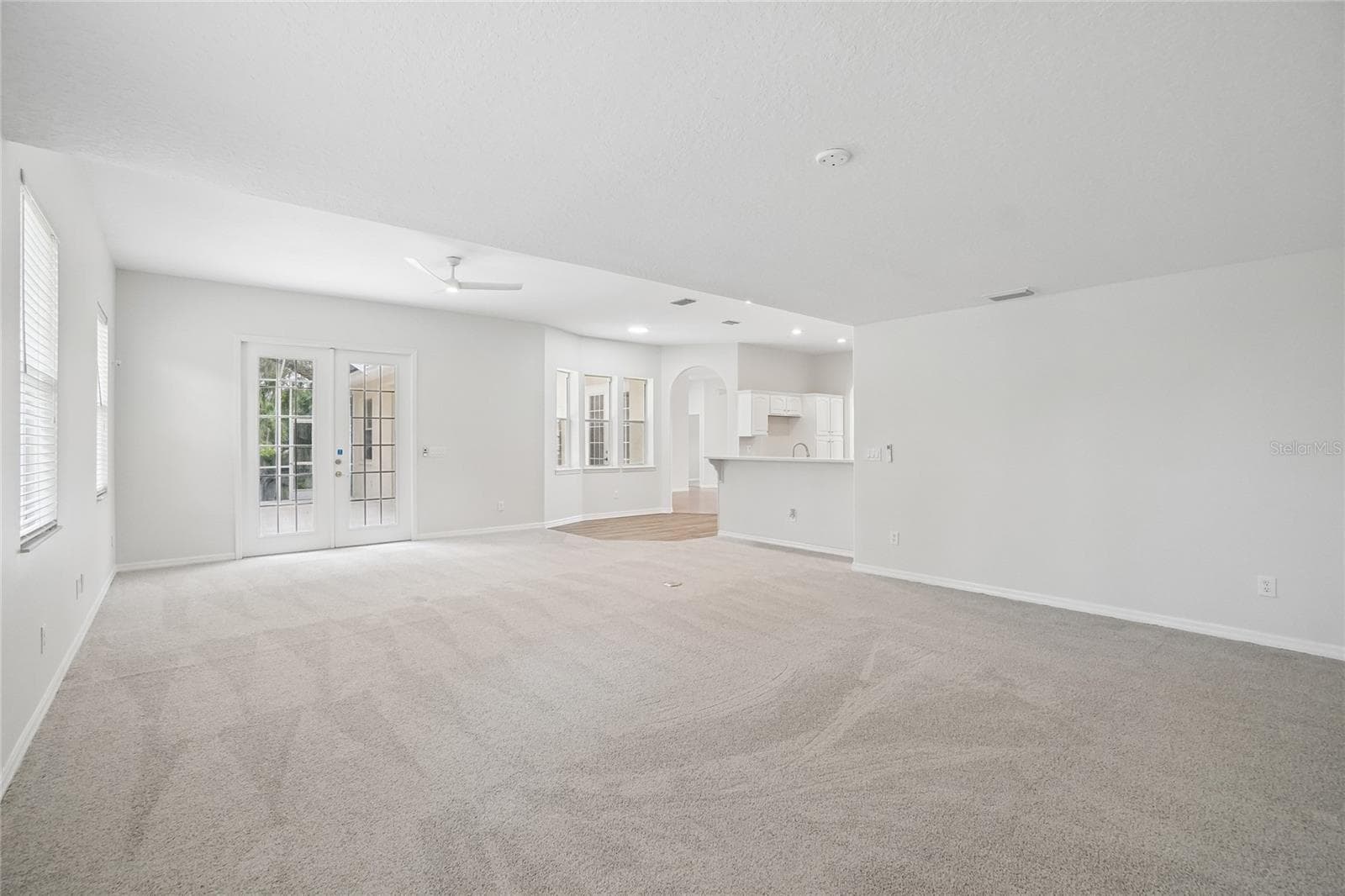 Single Family Residence at 17718 CRYSTAL COVE PL, LUTZ, photo 10 of 34