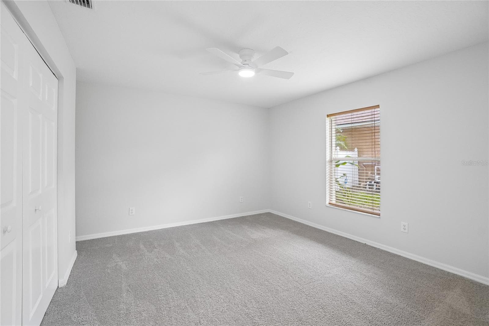 Single Family Residence at 17718 CRYSTAL COVE PL, LUTZ, photo 12 of 34
