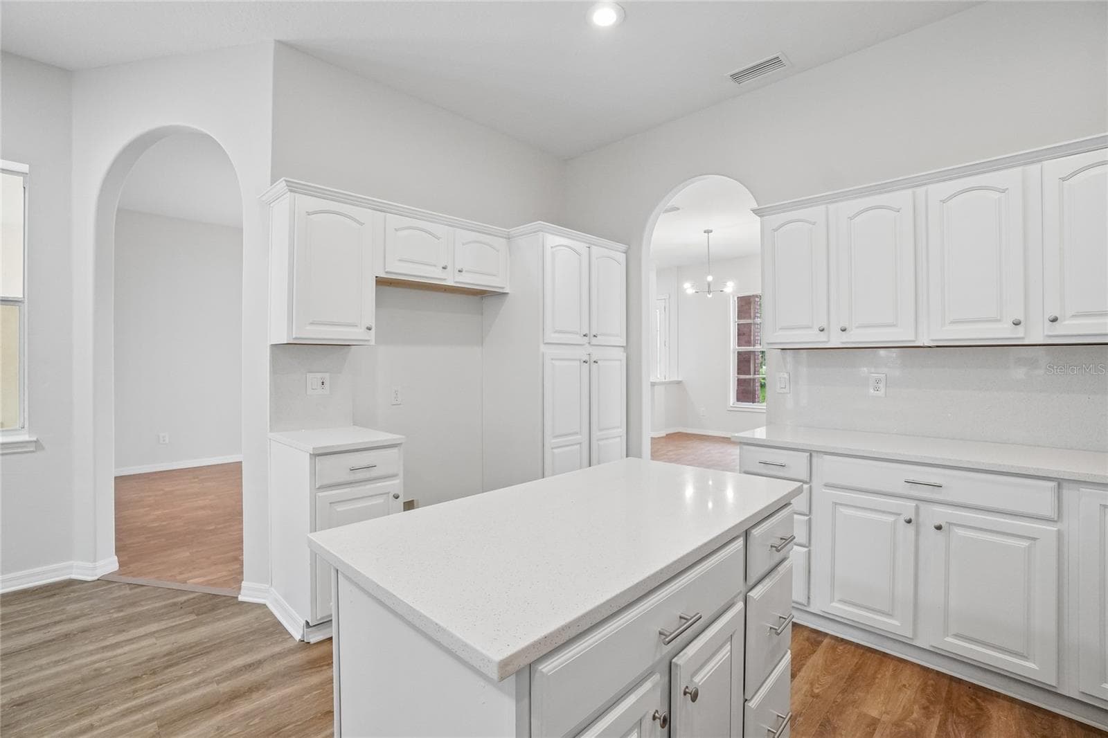 Single Family Residence at 17718 CRYSTAL COVE PL, LUTZ, photo 15 of 34