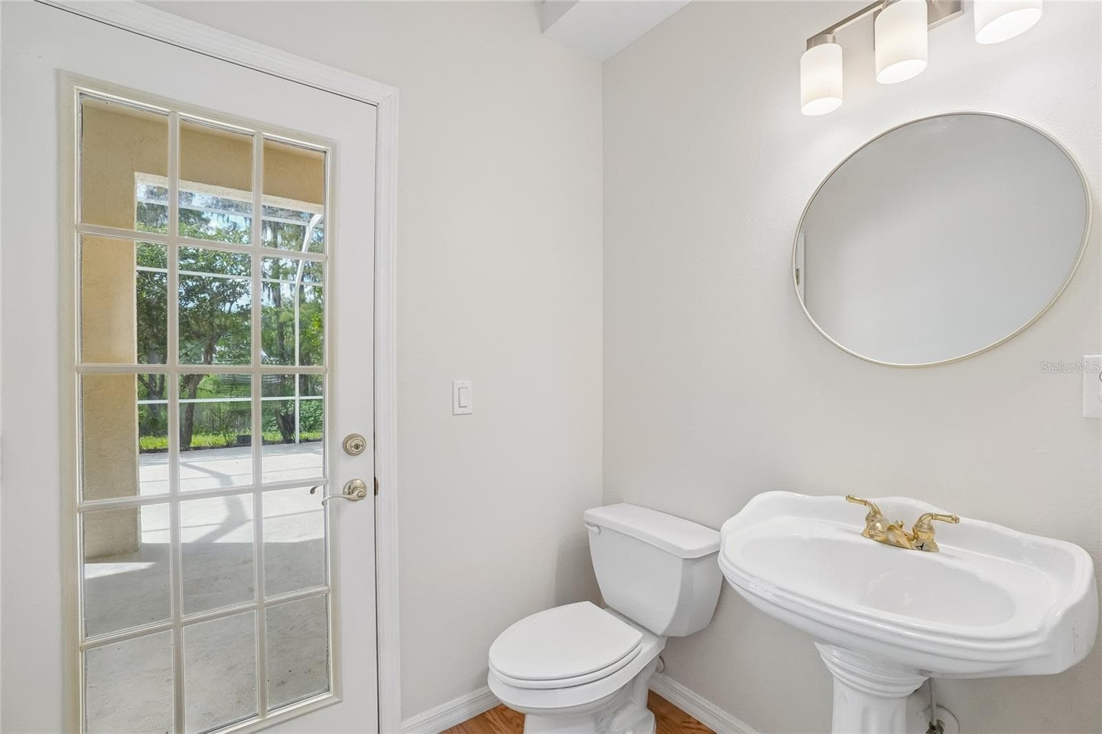 Single Family Residence at 17718 CRYSTAL COVE PL, LUTZ, photo 23 of 34