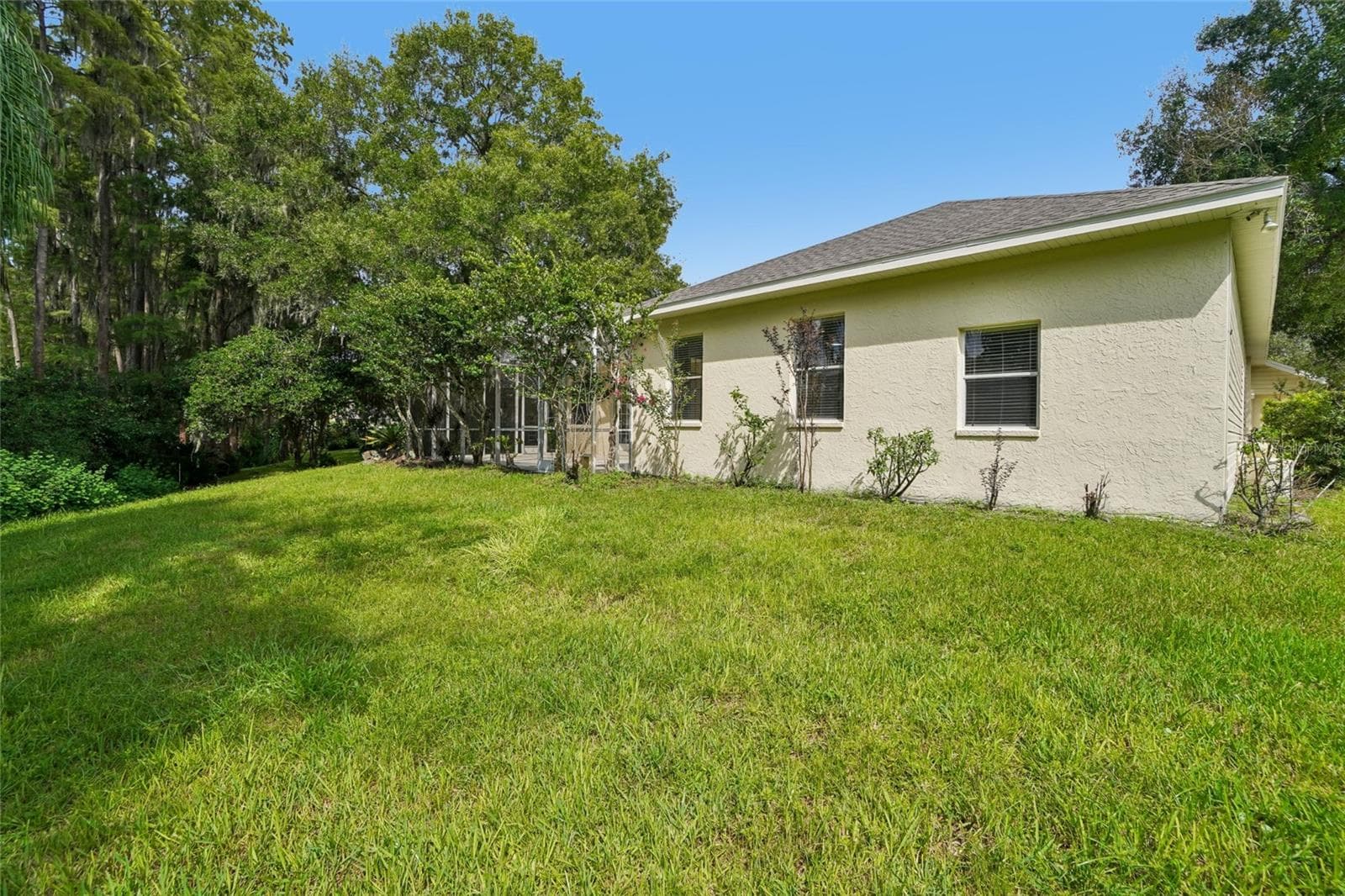 Single Family Residence at 17718 CRYSTAL COVE PL, LUTZ, photo 34 of 34