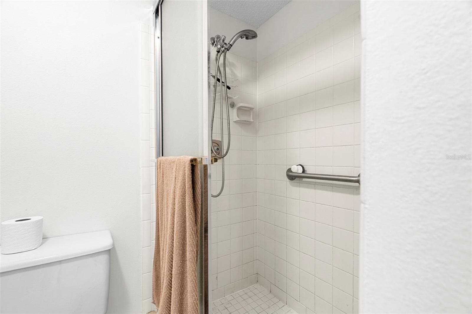 Master Bathroom - 9 QUAILS RUN BLVD #12, ENGLEWOOD