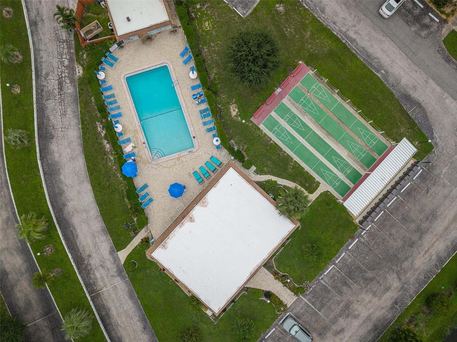 Pool/Bocce Ball/Clubhouse Amenities - 9 QUAILS RUN BLVD #12, ENGLEWOOD