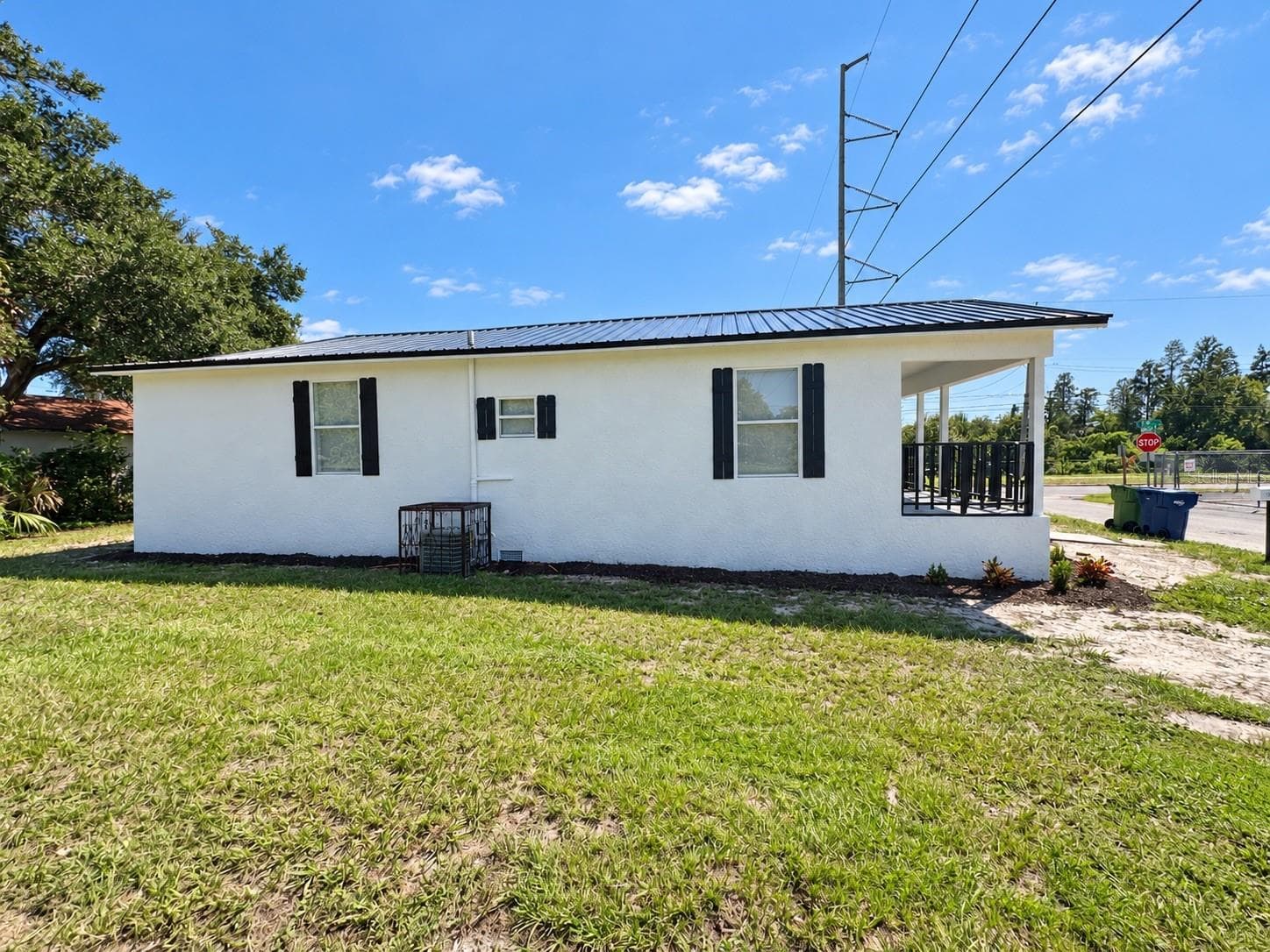 Single Family Residence at 3403 MACHADO ST, TAMPA, photo 8 of 21