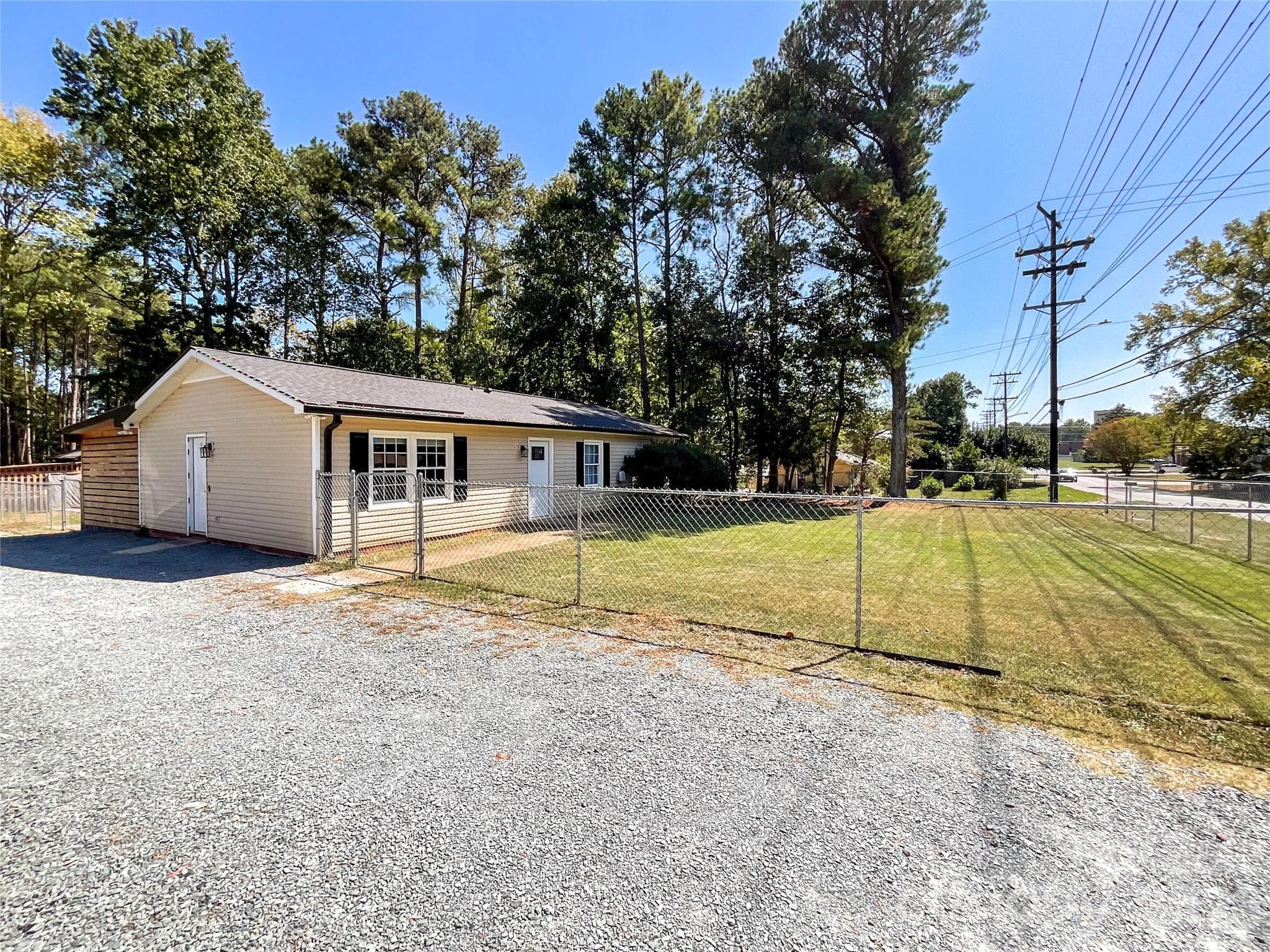 Single Family Residence at 412 N Secrest Avenue, Monroe, photo 38 of 39