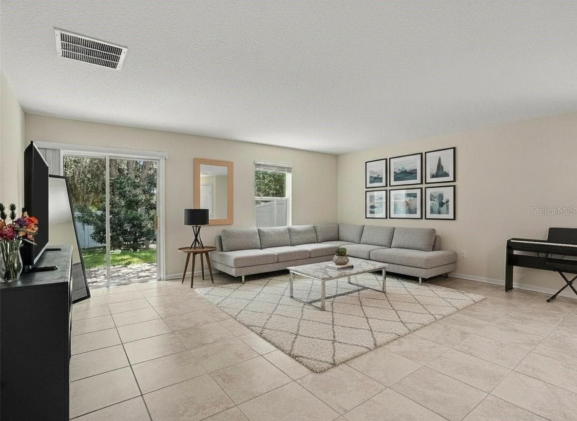 Single Family Residence at 4469 BLUFF OAK LOOP, KISSIMMEE, photo 5 of 33