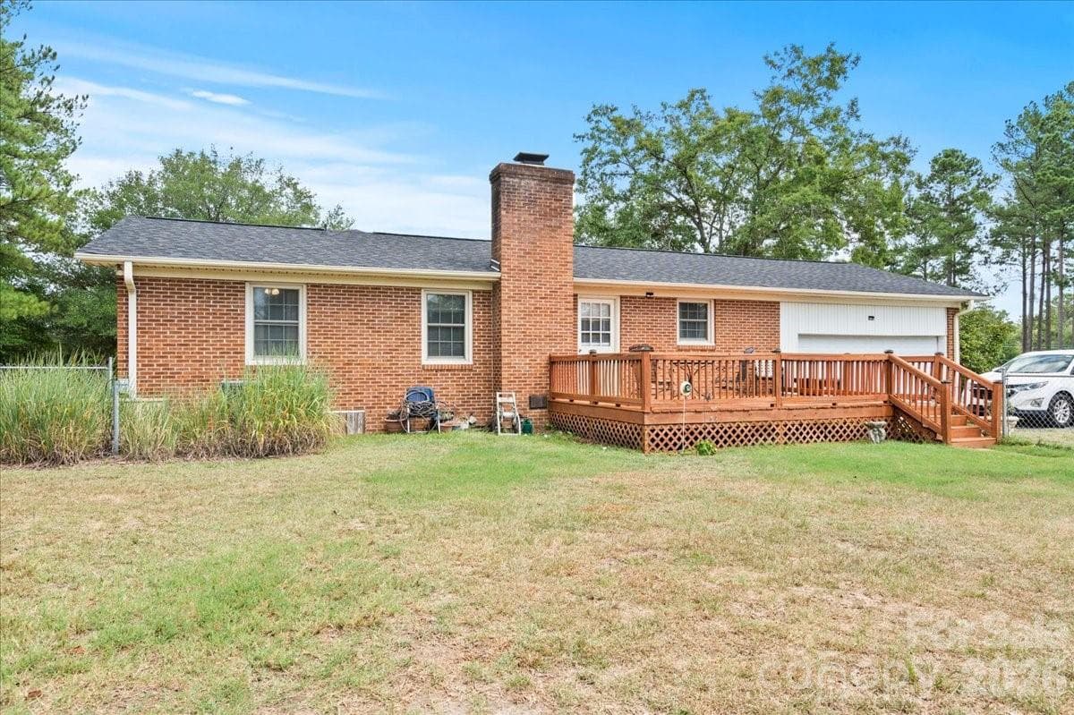 Single Family Residence at 853 Hwy 145 Highway N, Chesterfield, photo 2 of 32