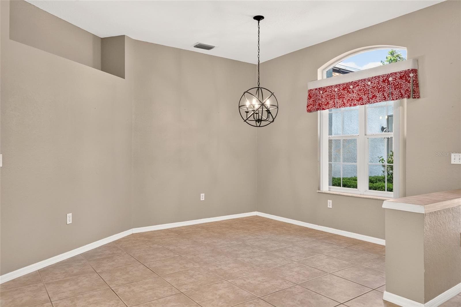 Single Family Residence at 8841 SW 194TH CT, DUNNELLON, photo 9 of 98