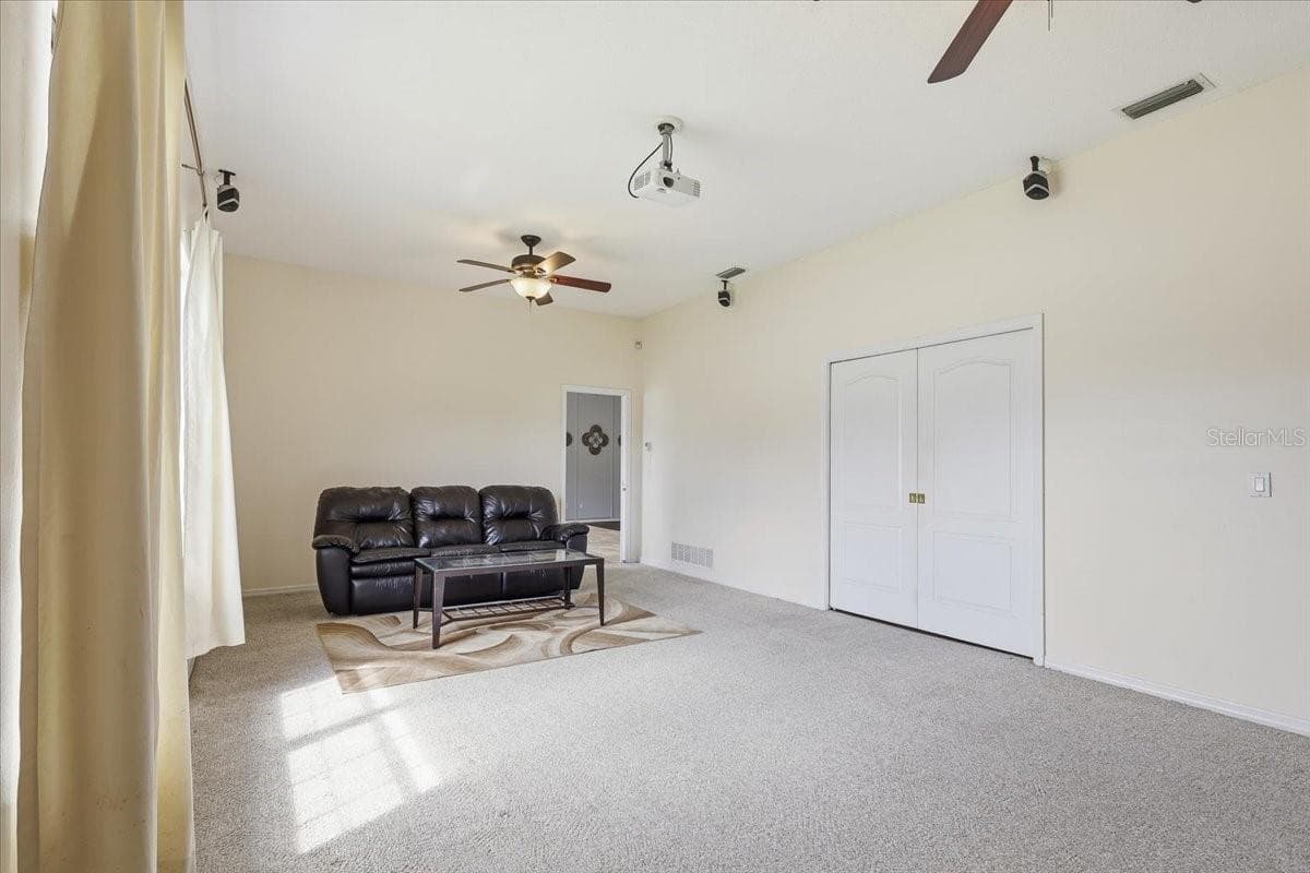 Single Family Residence at 25 BUTTERFIELD DR, PALM COAST, photo 34 of 76