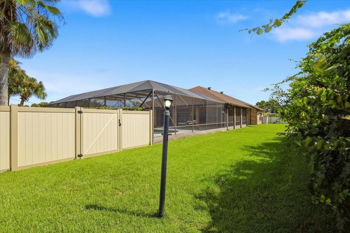 Single Family Residence at 25 BUTTERFIELD DR, PALM COAST, photo 74 of 76
