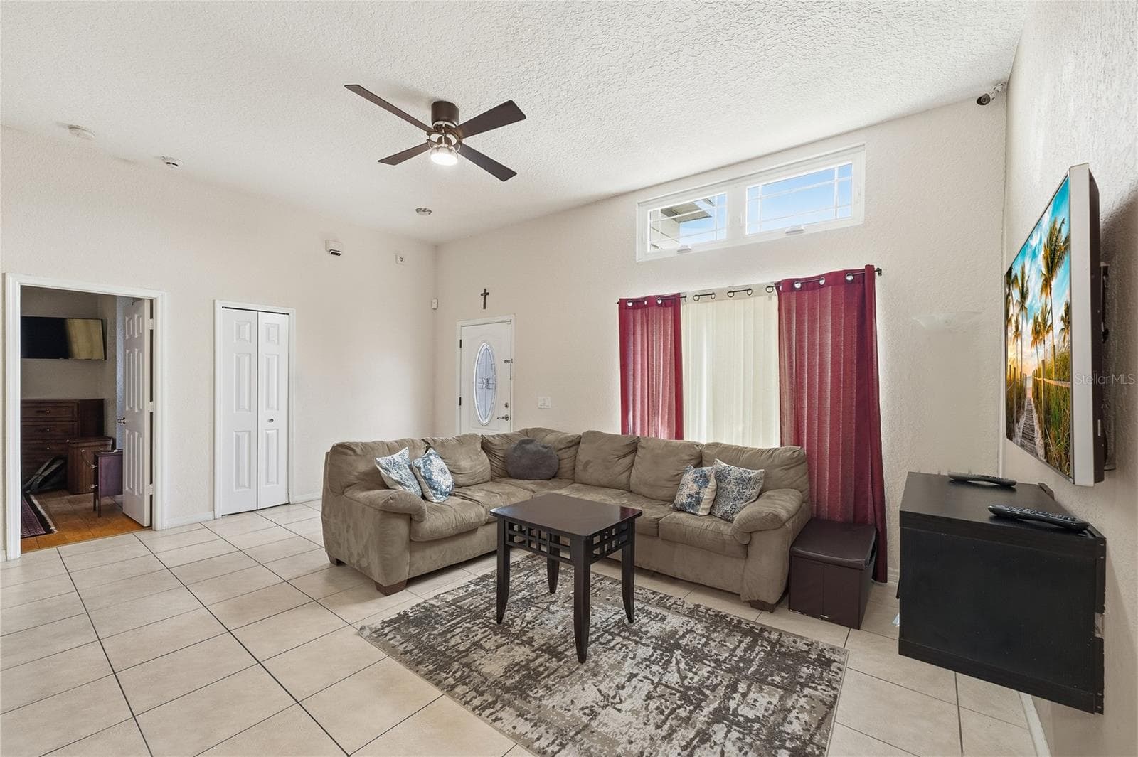 Single Family Residence at 14728 DAY LILY CT, ORLANDO, photo 6 of 35