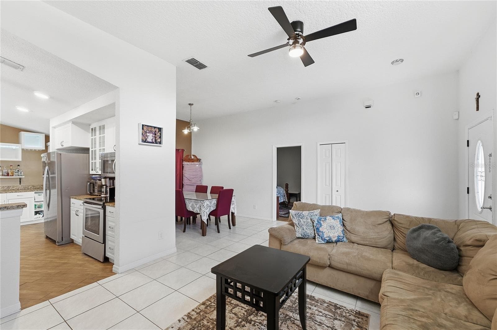 Single Family Residence at 14728 DAY LILY CT, ORLANDO, photo 7 of 35