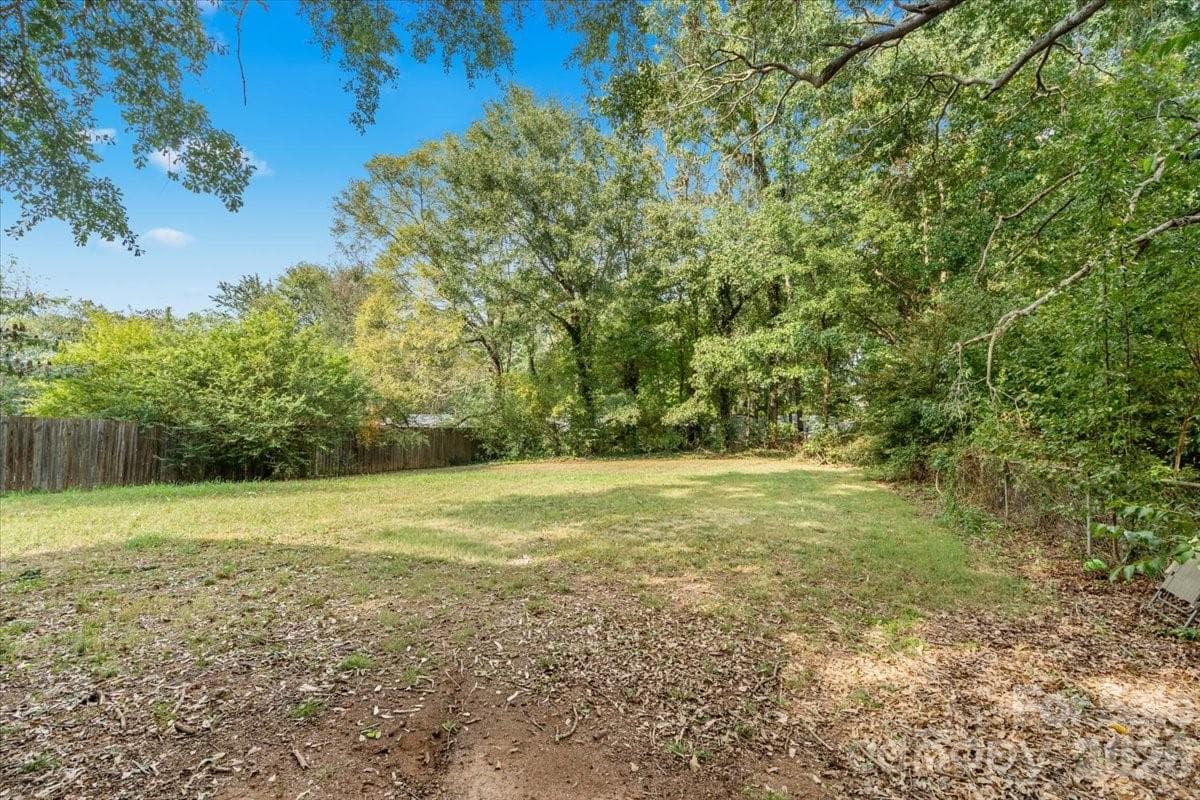 Single Family Residence at 109 Puett Drive, Dallas, photo 33 of 33
