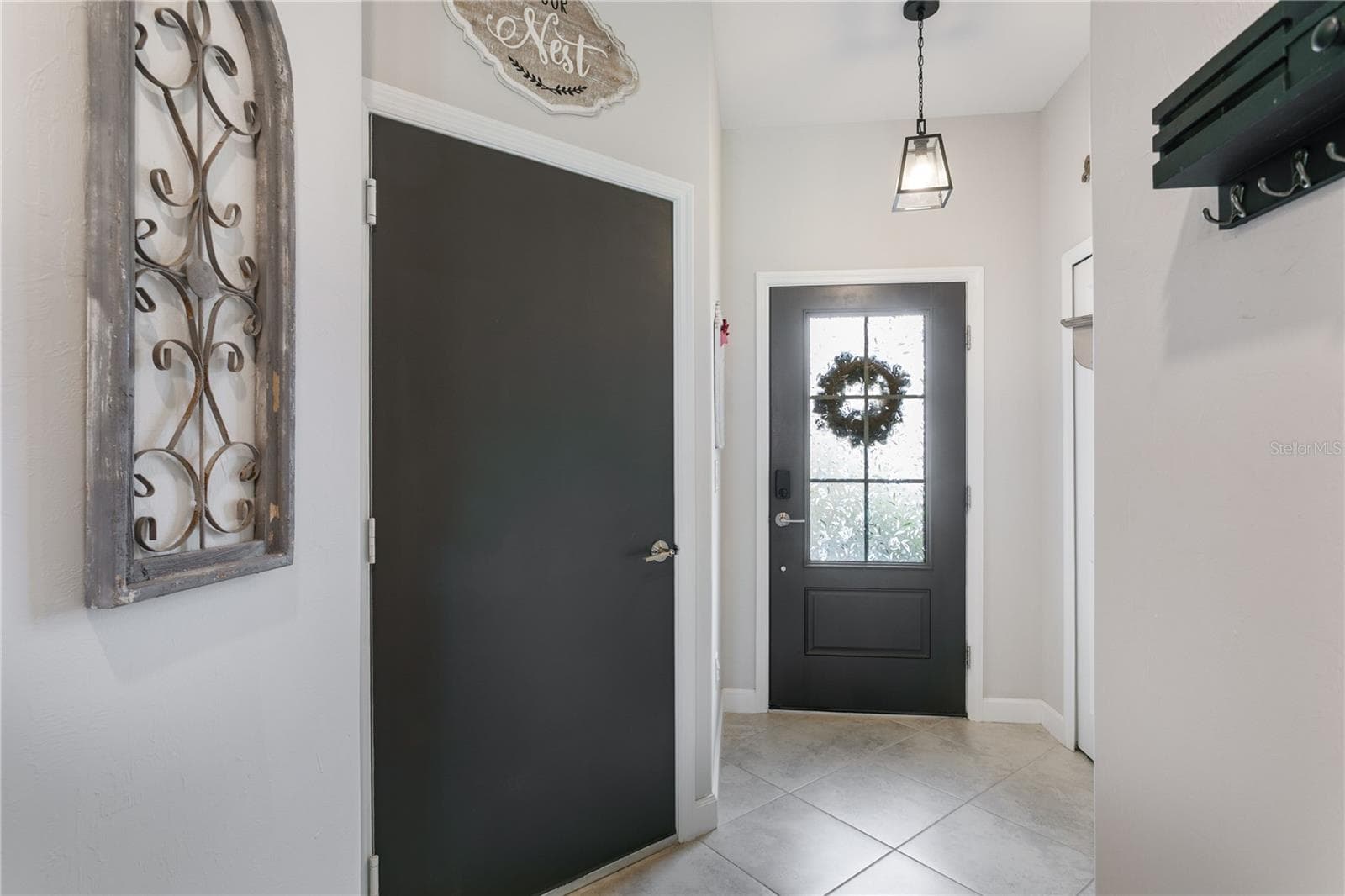 Townhouse at 15250 SUNNY DAY DR, BRADENTON, photo 3 of 40