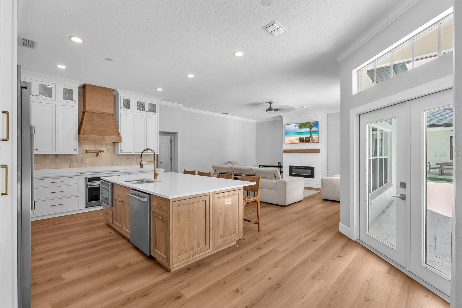 Single Family Residence at 5806 AUDUBON MANOR BLVD, LITHIA, photo 14 of 52