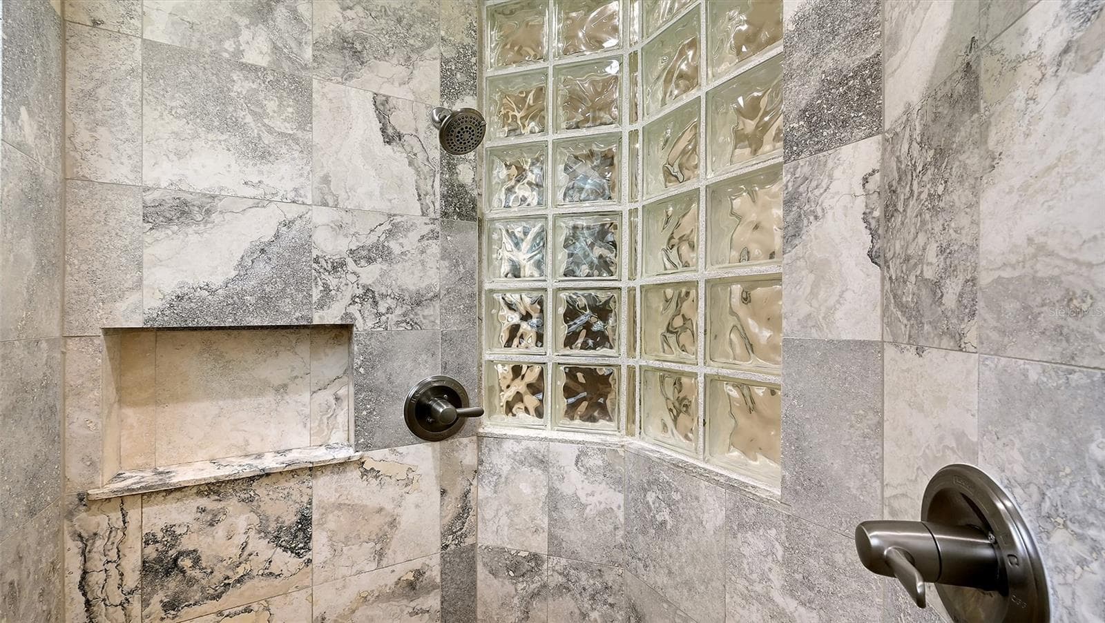 Primary Bathroom separate Shower. - 8866 BLOOMFIELD BLVD, SARASOTA
