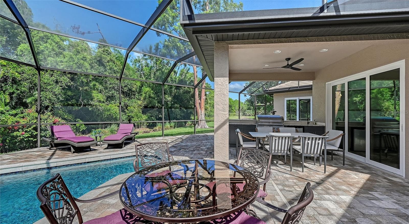 Screened pool area. - 8866 BLOOMFIELD BLVD, SARASOTA