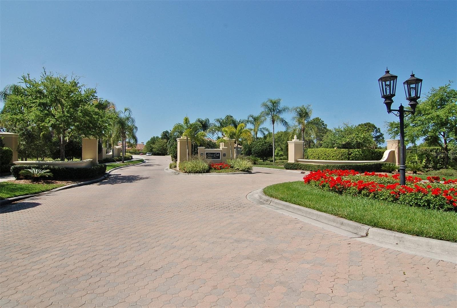 Silver Oak Estates, a gated community. - 8866 BLOOMFIELD BLVD, SARASOTA