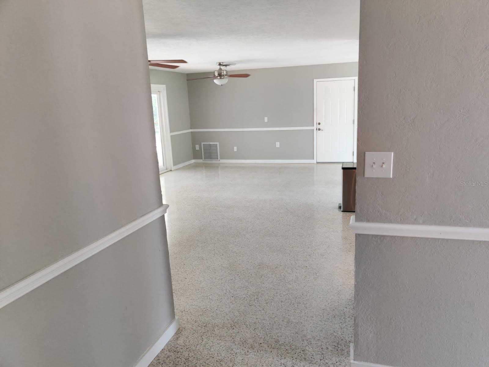 Single Family Residence at 4331 POMPANO LN, PALMETTO, photo 11 of 68