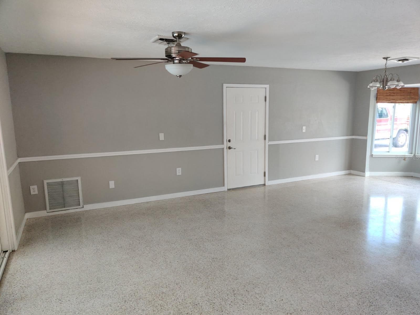 Single Family Residence at 4331 POMPANO LN, PALMETTO, photo 7 of 68