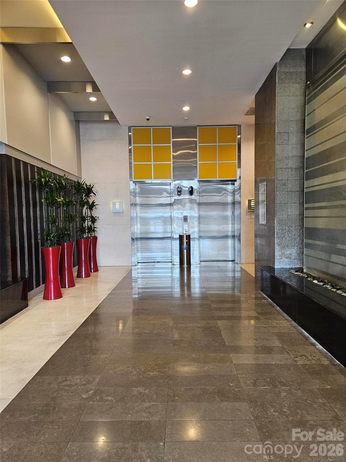 Condominium at Charlotte, photo 9 of 104