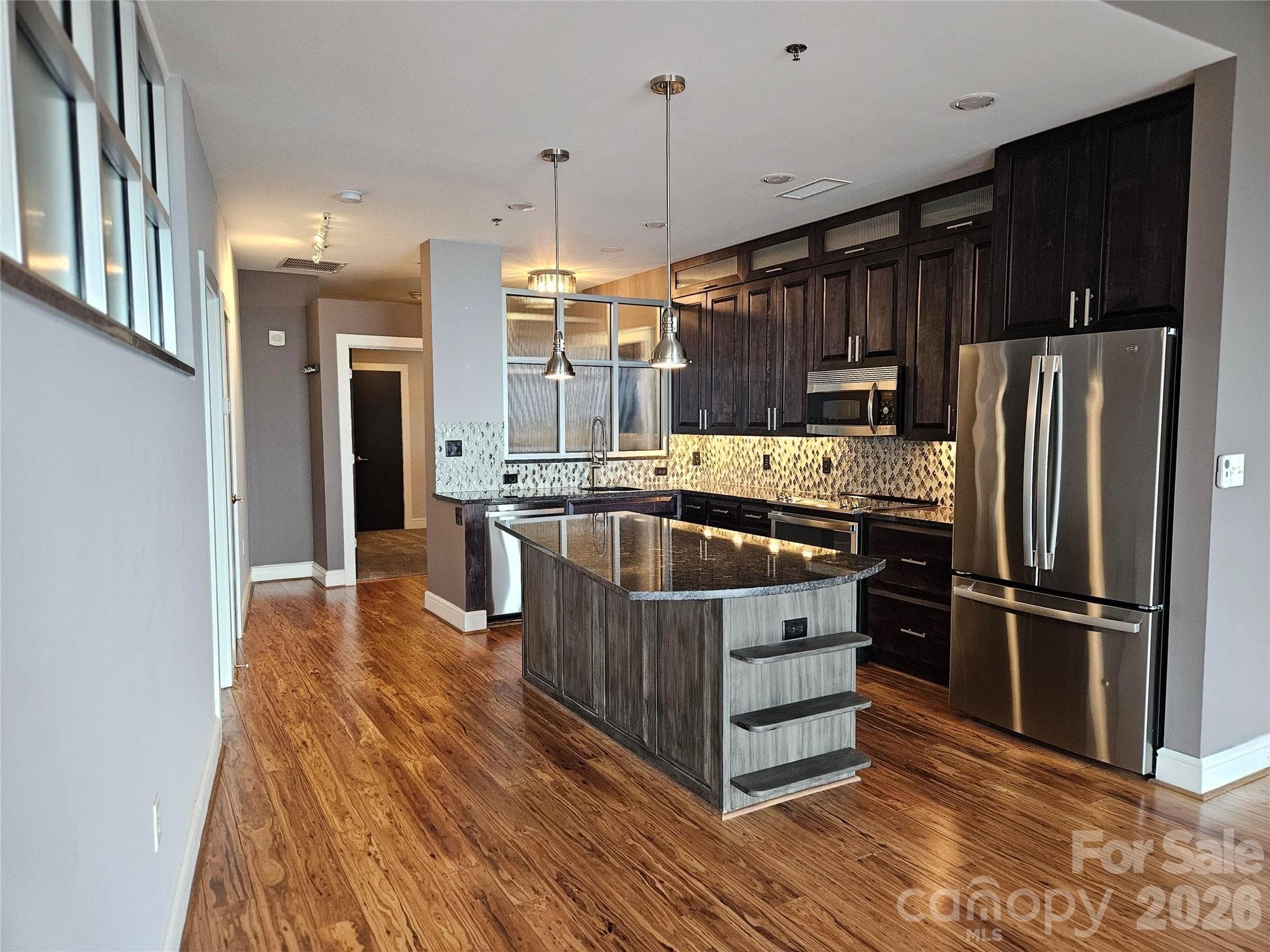 Condominium at Charlotte, photo 27 of 104