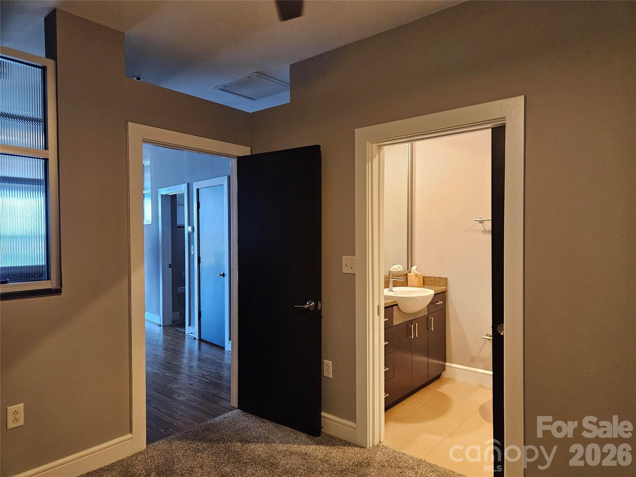 Condominium at Charlotte, photo 72 of 104