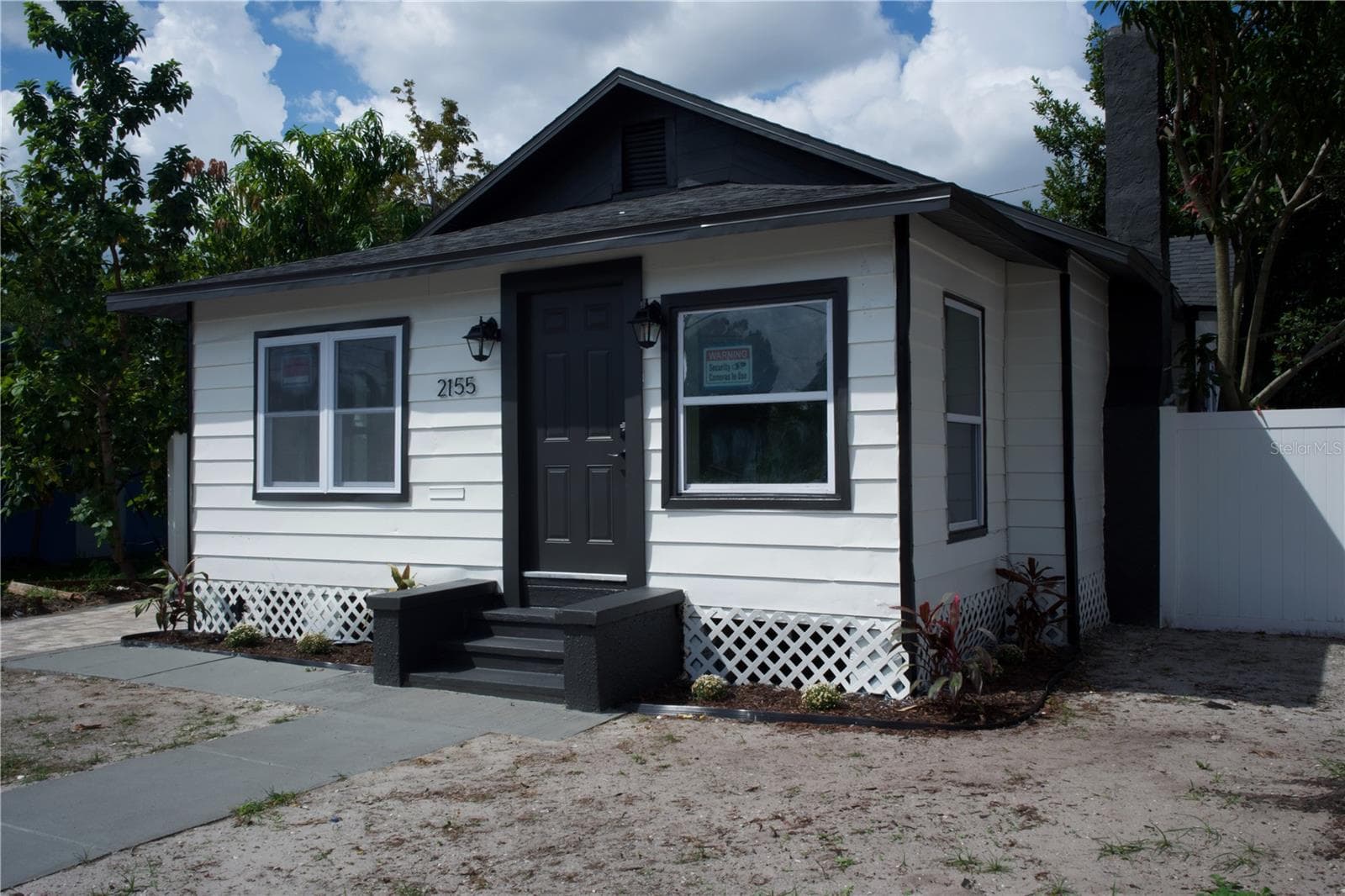 Single Family Residence at 2155 9TH AVE S, ST PETERSBURG, photo 2 of 18
