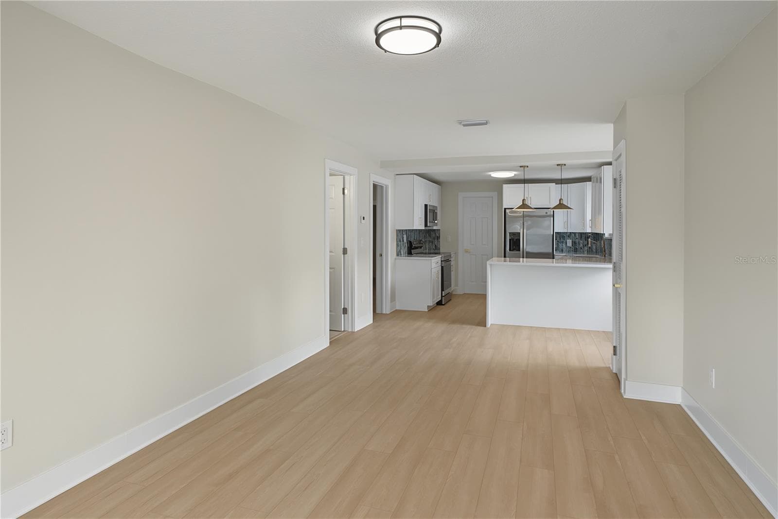 Single Family Residence at 2155 9TH AVE S, ST PETERSBURG, photo 7 of 18
