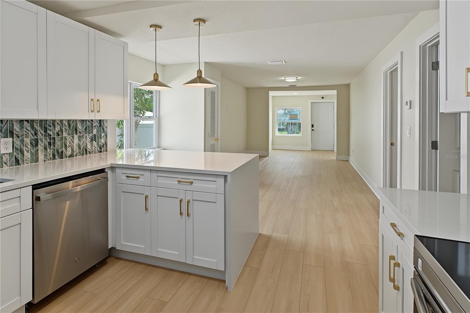 Single Family Residence at 2155 9TH AVE S, ST PETERSBURG, photo 12 of 18
