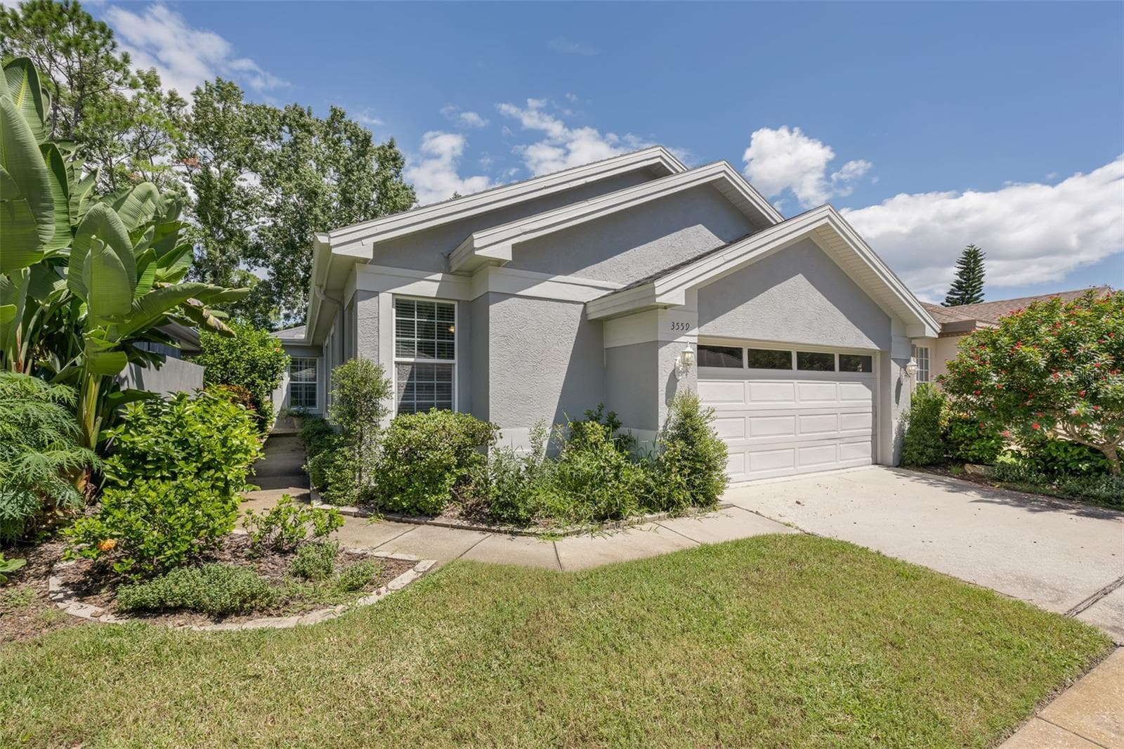 Single Family Residence at 3559 SYLVAN EDGE DR, PALM HARBOR, photo 2 of 45