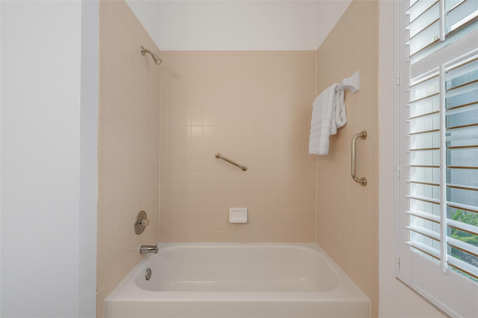 Single Family Residence at 3559 SYLVAN EDGE DR, PALM HARBOR, photo 25 of 45