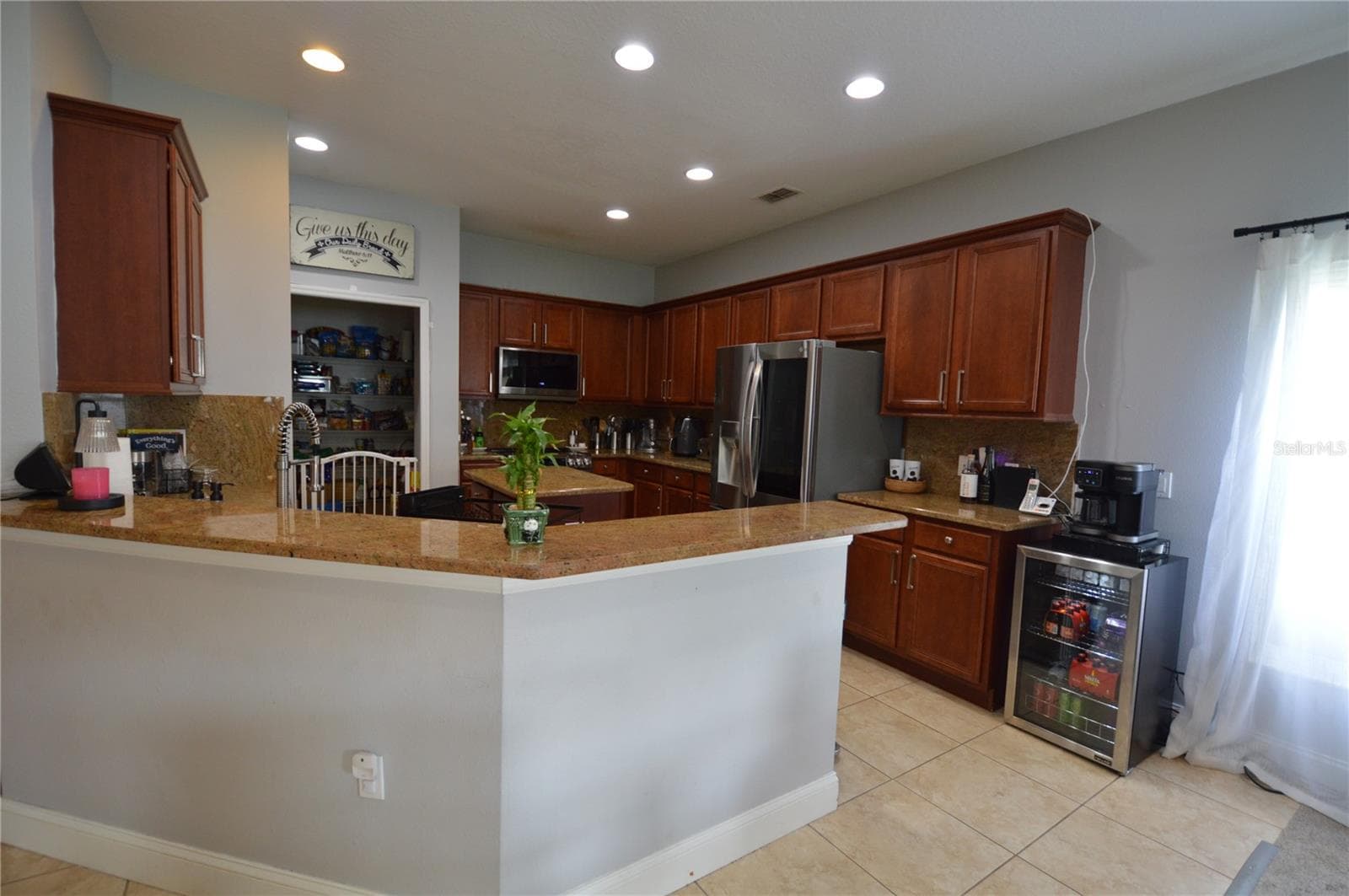 Single Family Residence at 3854 SHORESIDE DR, KISSIMMEE, photo 13 of 66